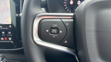 Volvo XC40 2.0 B3P Plus Black Edition 5dr Auto Petrol Estate